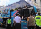 Pastikan Keselamatan Penumpang Nataru, Satlantas Polresta Mataram dan Dishub Lakukan Ramp Check Bus Antar Daerah